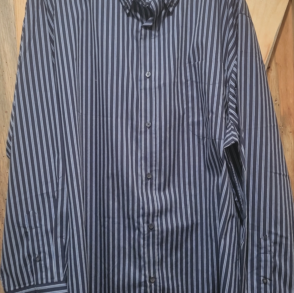Men's dress shirt